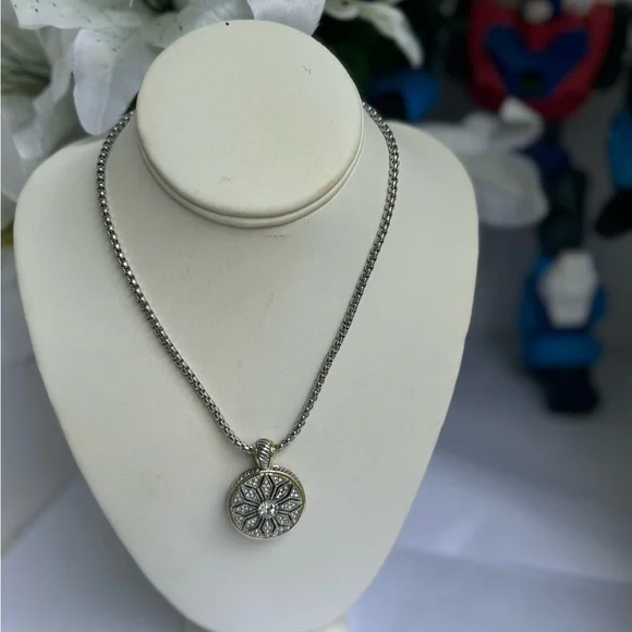 Minimal Necklace, Statement COLLAR, Thin Multilayered - Picture 6 of 11